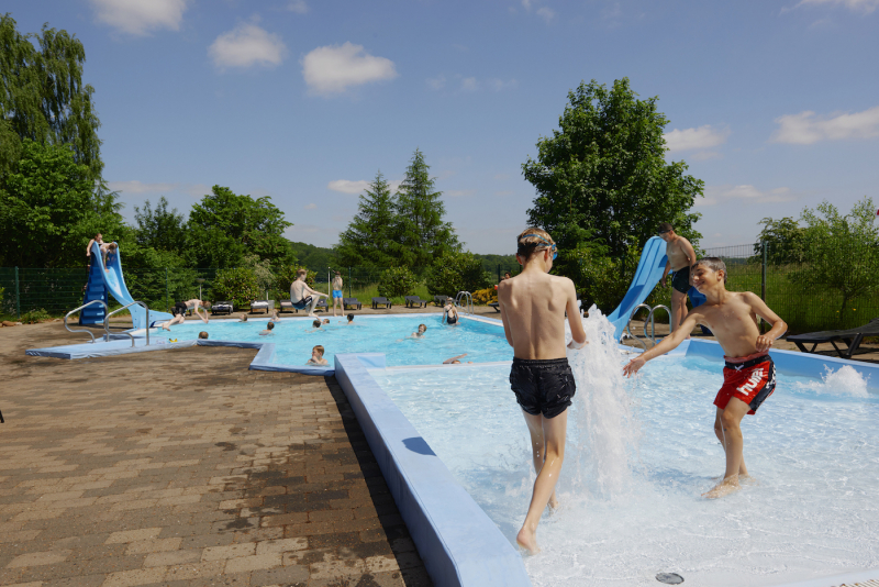 Bassenget er åpent fra midten av mai til slutten av august