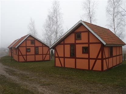 Nær innsjø og sauer